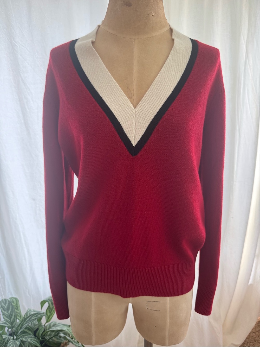 Veronica Beard Red V-Neck Sweater with Cream and Black Trim